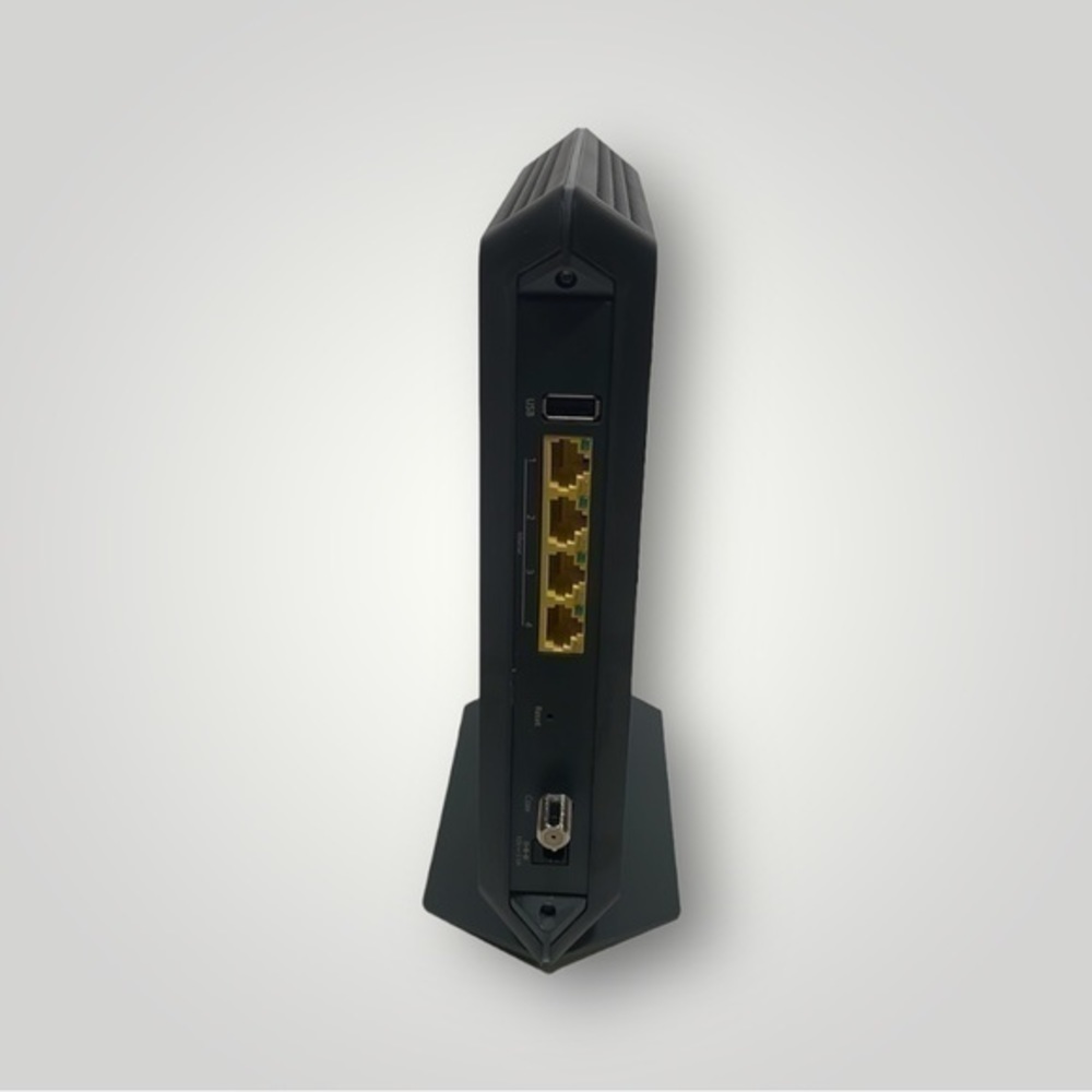 NETGEAR | Nighthawk AC1900 Cable Modem + Router - Picture 5 of 7